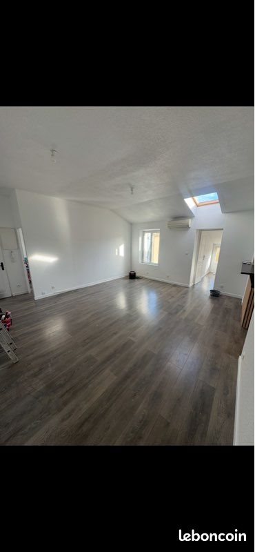 Appartement à louer, 55m², Le Val
