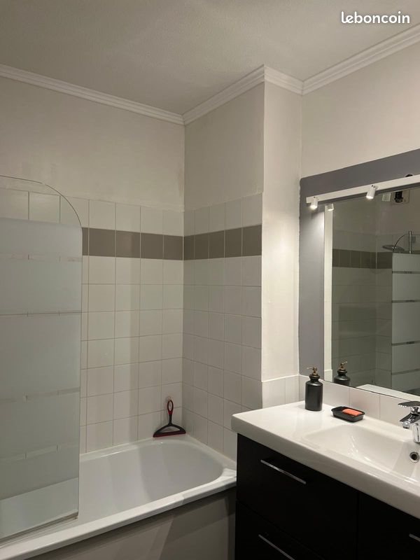 Appartement à louer, 49m², Bordeaux