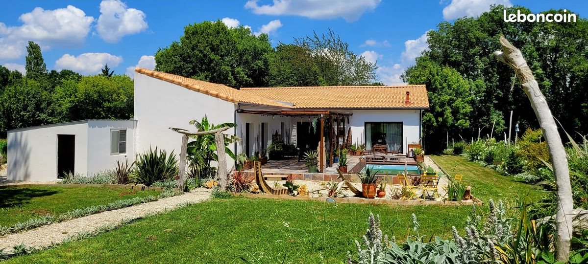 Maison à vendre, 149m², Saint-Georges-des-Coteaux