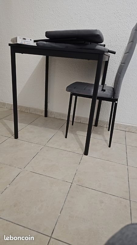Appartement à louer, 21m², Marseille 10ème