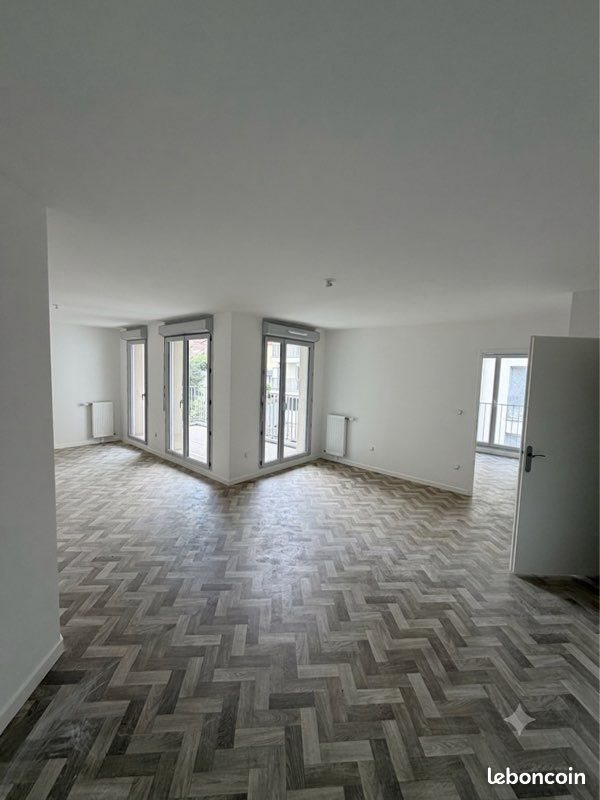 Appartement à louer, 69m², Mantes-la-Ville