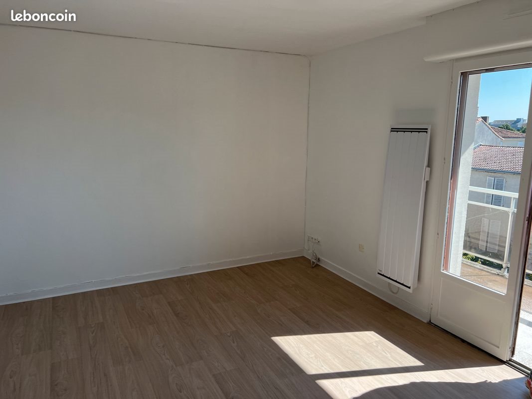 Appartement à louer, 39m², Rouillac