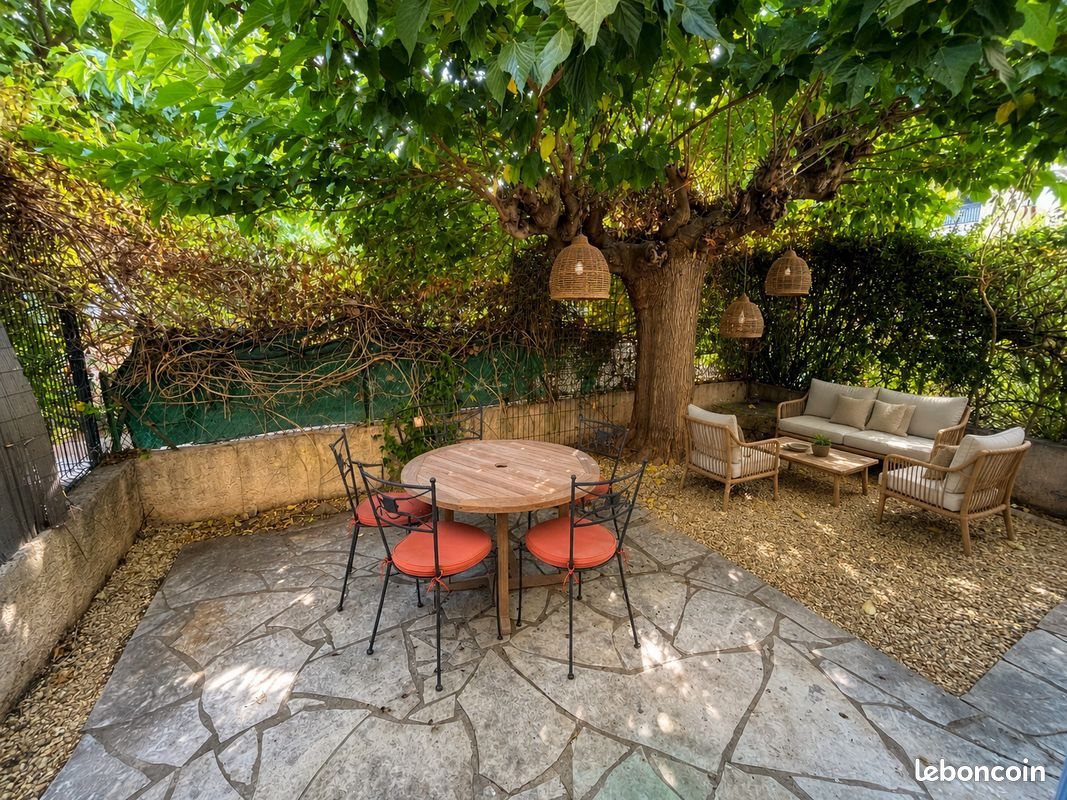 Appartement à louer, 27m², Cogolin