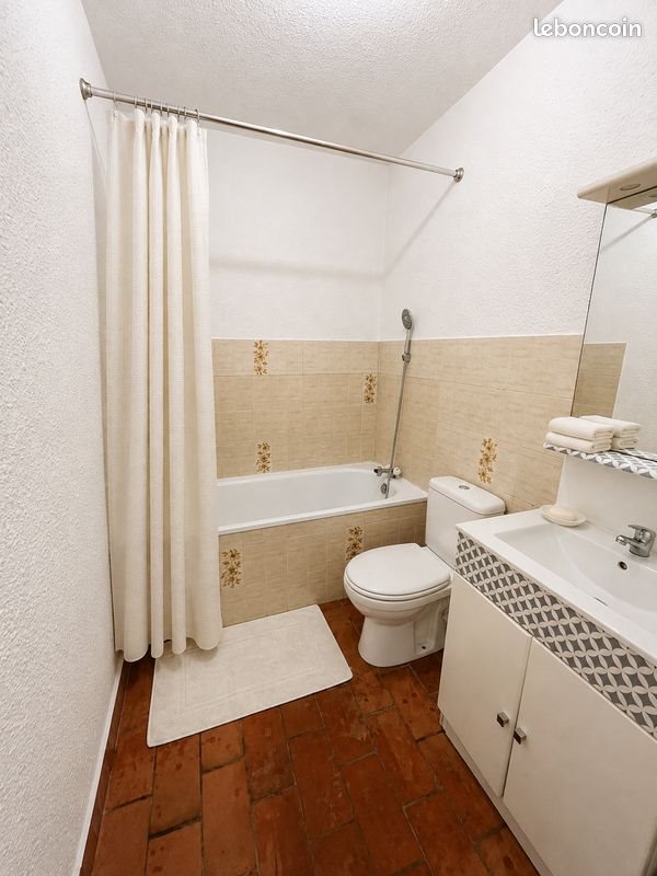Appartement à louer, 27m², Cogolin
