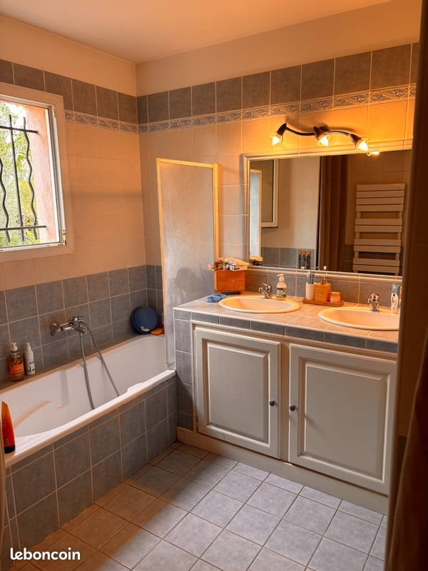 Maison à louer, 120m², Le Muy