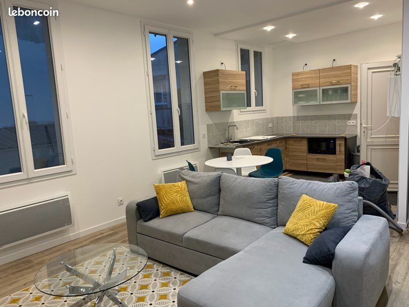 Appartement à louer, 65m², Rochefort