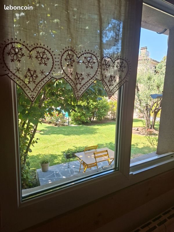 Appartement à louer, 25m², Aubenas