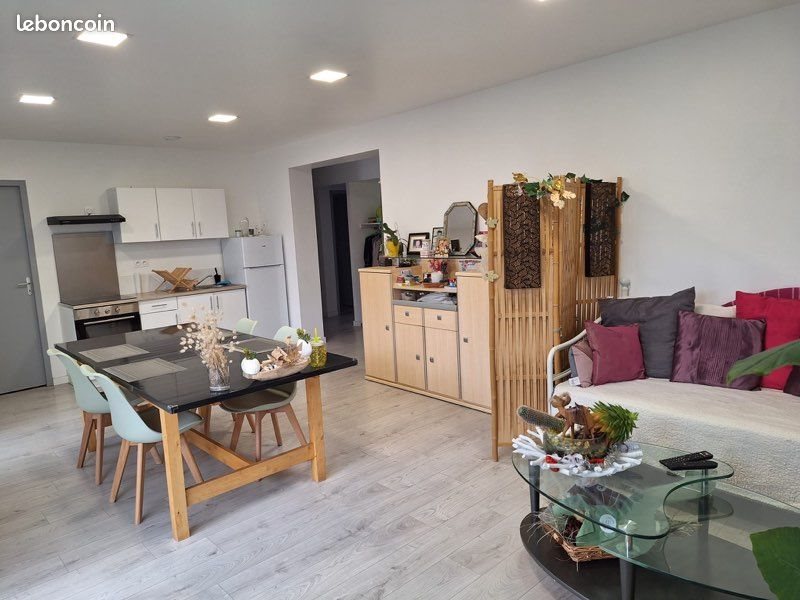 Appartement à louer, 98m², Camors