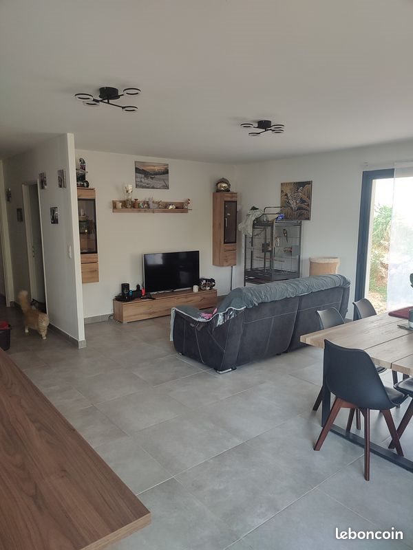 Maison à louer, 89m², Signes