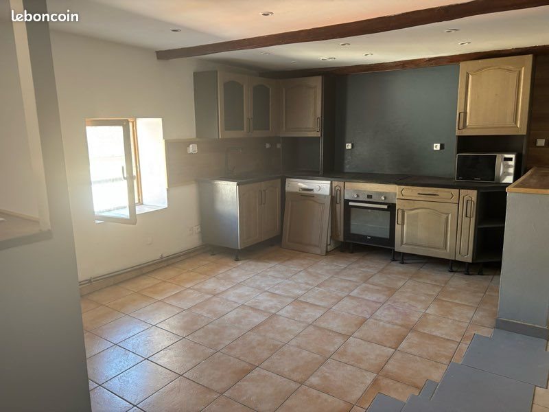 Appartement à louer, 110m², Amplepuis
