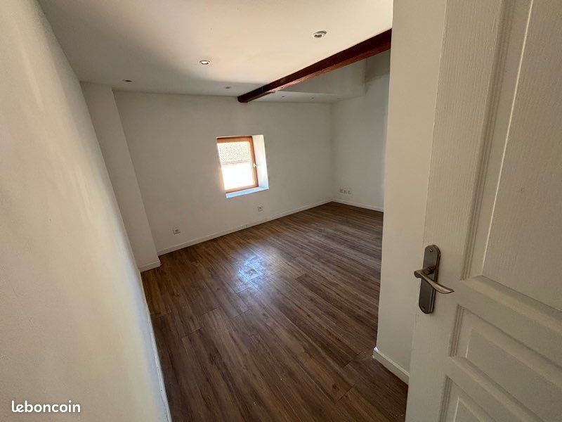 Appartement à louer, 110m², Amplepuis