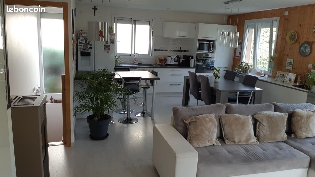 Maison à louer, 128m², Privas