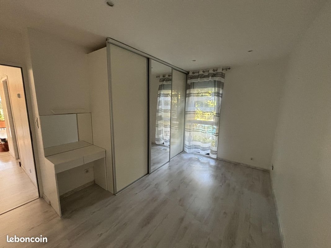 Maison à louer, 128m², Privas