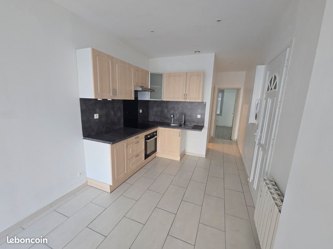 Appartement à louer, 35m², Etampes