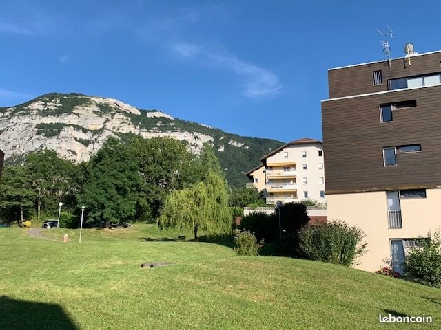 Appartement à louer, 80m², Collonges-sous-Salève