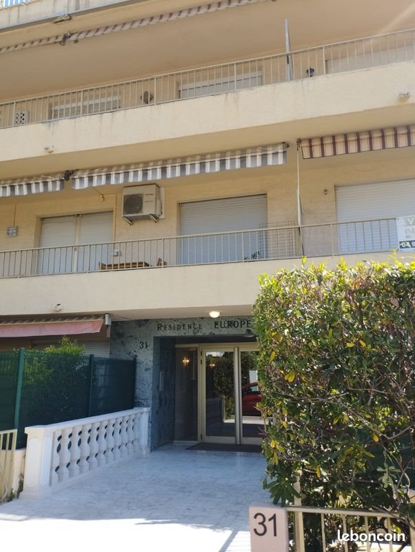 Appartement à louer, 25m², Antibes