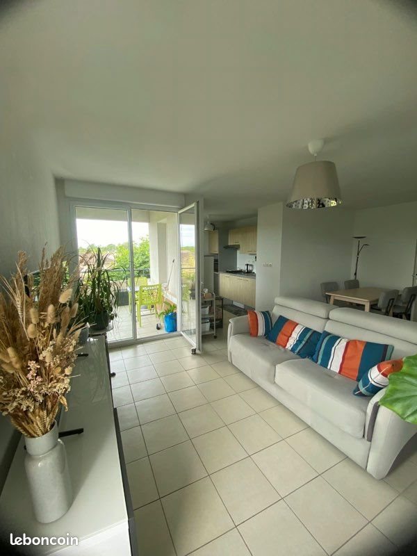 Appartement à louer, 60m², Roquettes