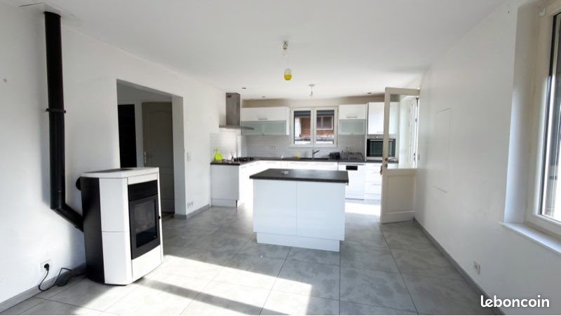 Maison à louer, 90m², Saint-Pardoux-la-Rivière