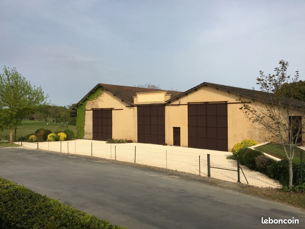 Maison à vendre, 672m², Saint-Avit-Sénieur