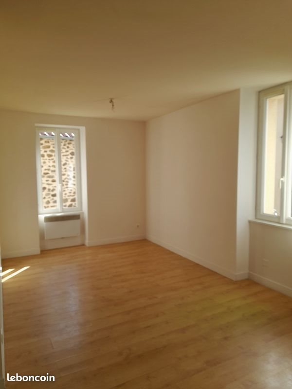 Appartement à louer, 40m², Maurs