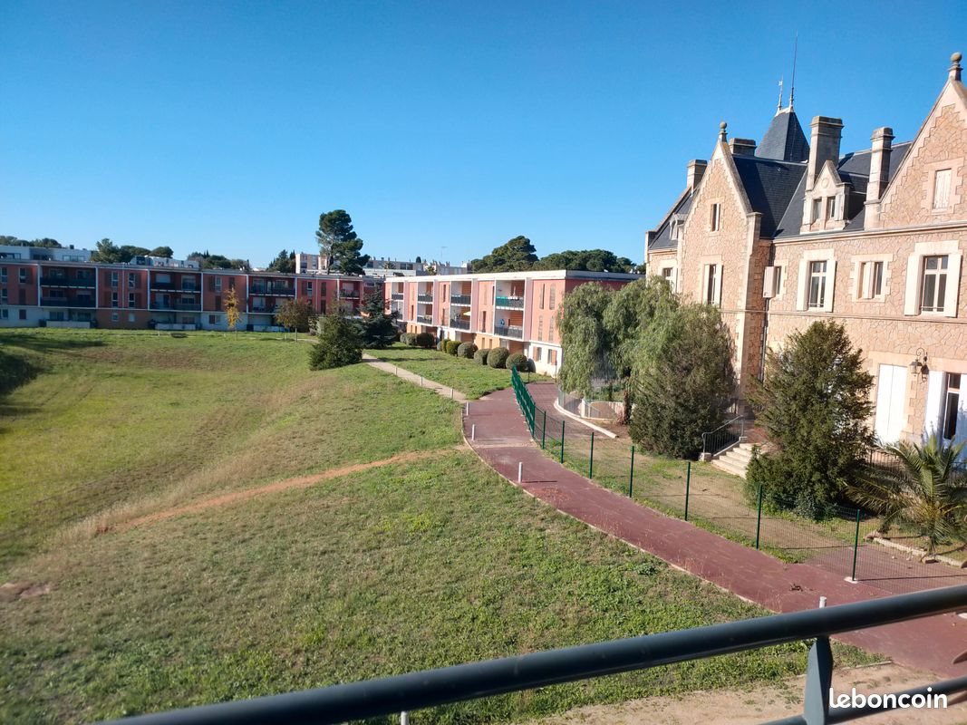 Appartement à louer, 18m², Béziers