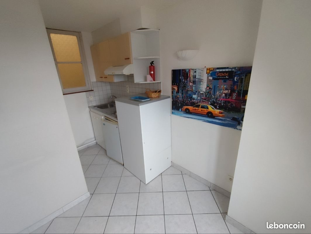 Appartement à louer, 21m², Charleville-Mézières