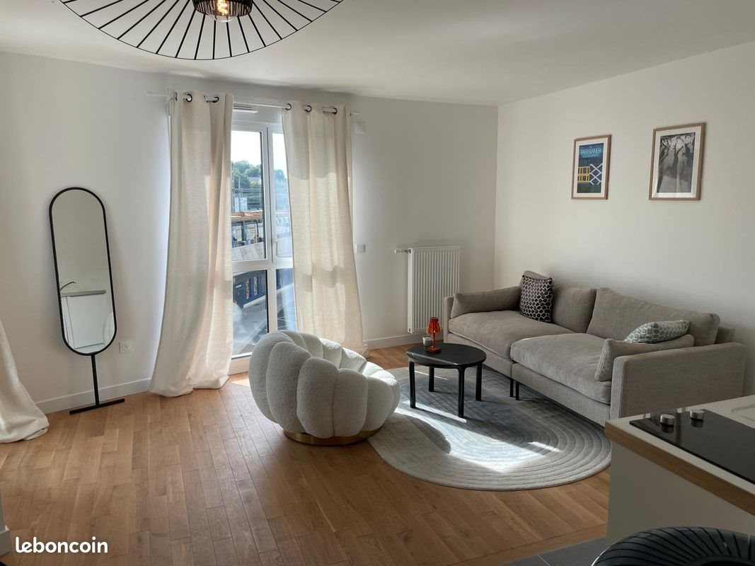 Appartement à louer, 38m², Saint-Cyr-l'Ecole