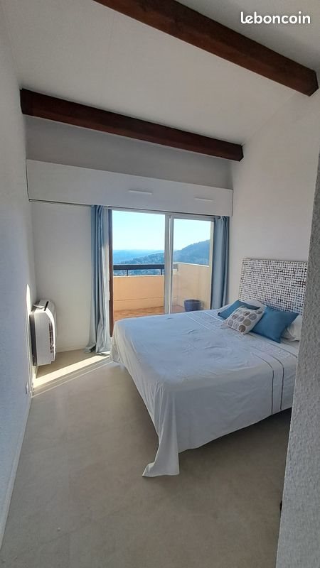 Appartement à louer, 98m², Grasse