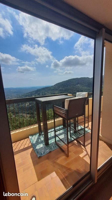 Appartement à louer, 98m², Grasse