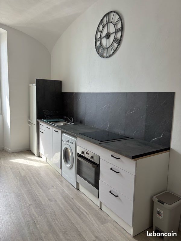 Appartement à louer, 38m², Bastia