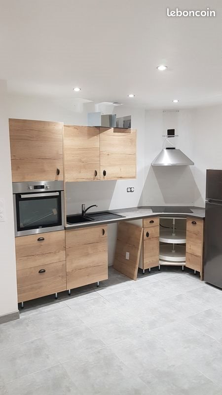 Appartement à louer, 81m², Pierrefontaine-les-Varans