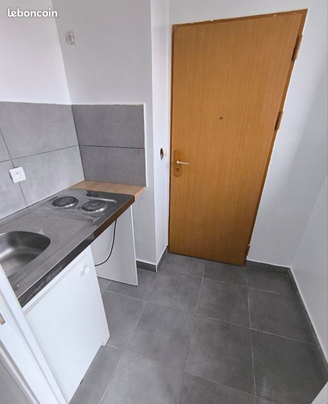 Appartement à louer, 18m², Corbeil-Essonnes