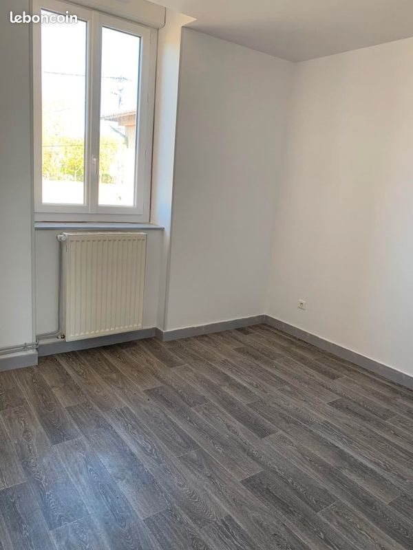 Appartement à louer, 75m², Cayres