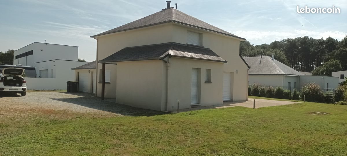 Maison à louer, 123m², Plescop