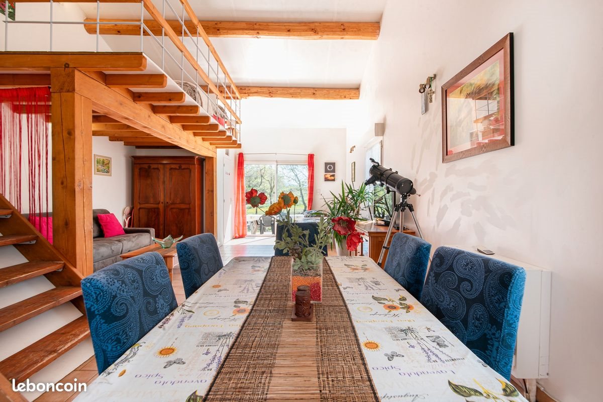 Maison à vendre, 375m², Montagnac-Montpezat