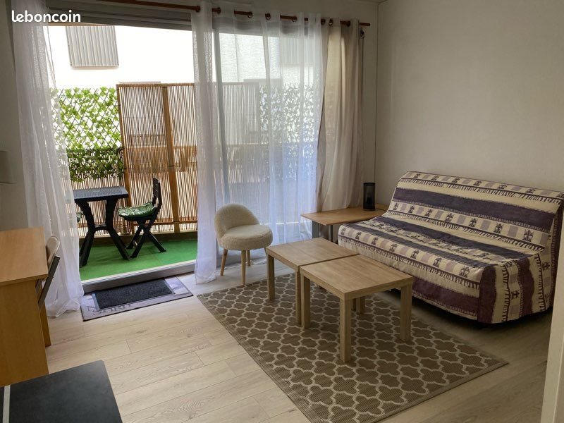 Appartement à louer, 23m², Niort
