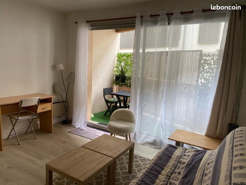 Appartement à louer, 23m², Niort
