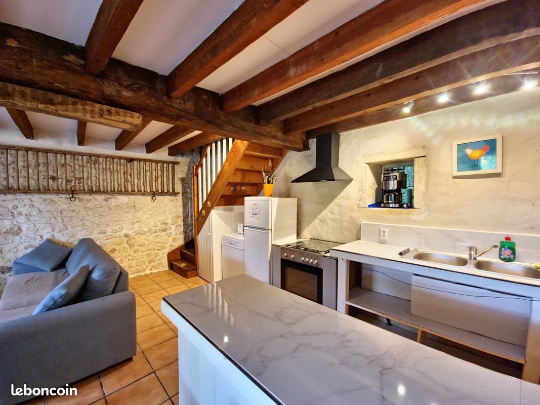 Maison à louer, 60m², Saint-Just-Luzac