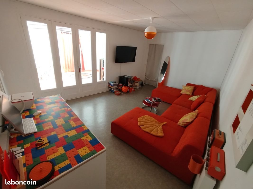 Appartement à louer, 80m², Figeac