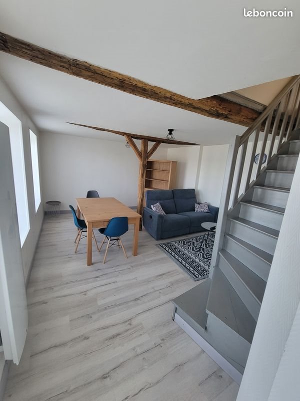 Appartement à louer, 70m², Floing