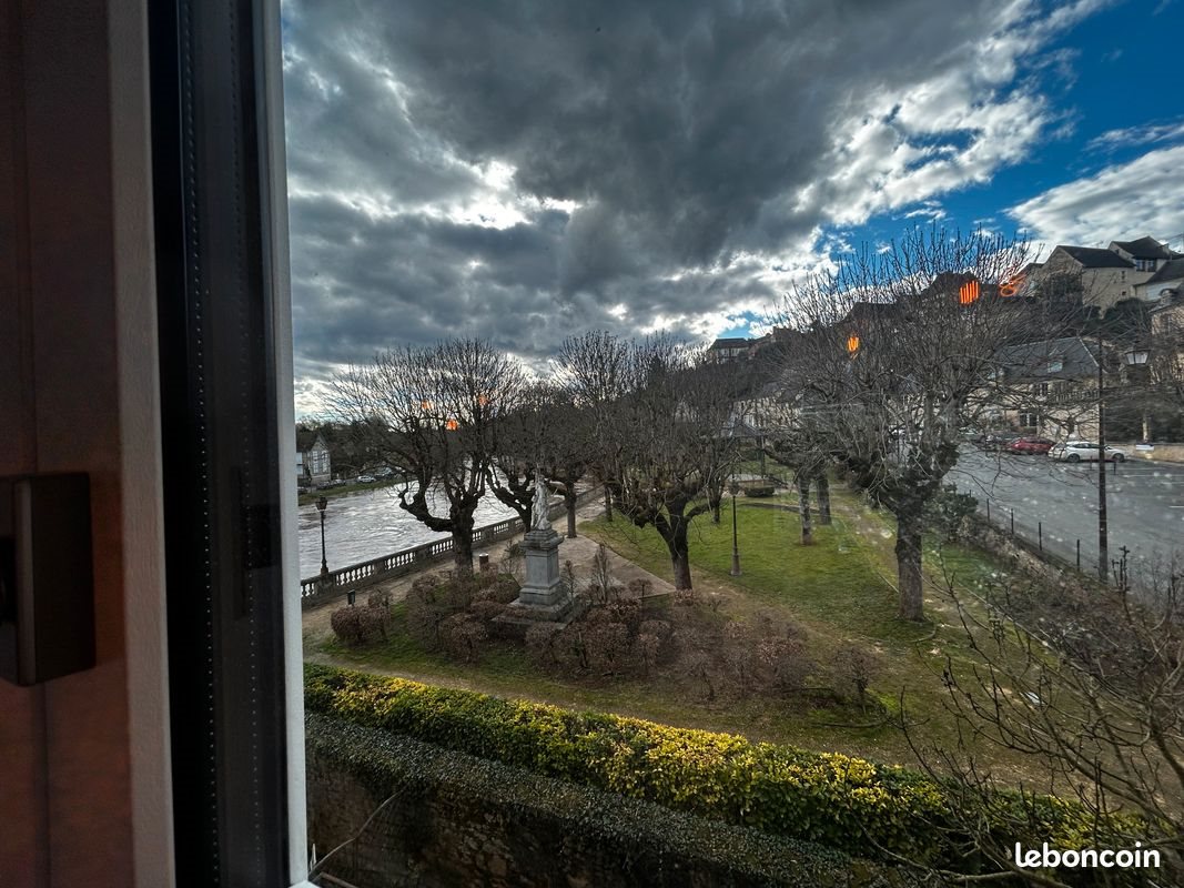 Appartement à louer, 22m², Montignac-Lascaux