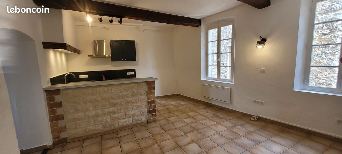 Appartement à louer, 39m², Fayence