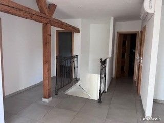 Appartement à louer, 82m², Petit-Réderching