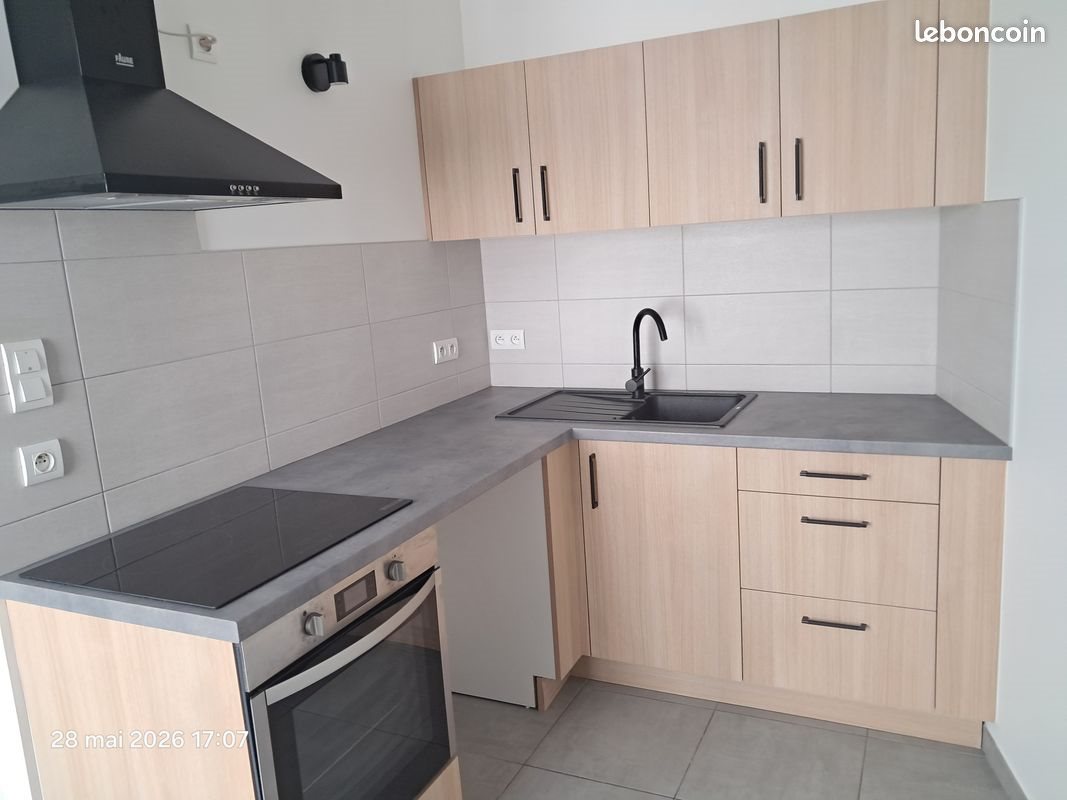Maison à louer, 70m², Touvois