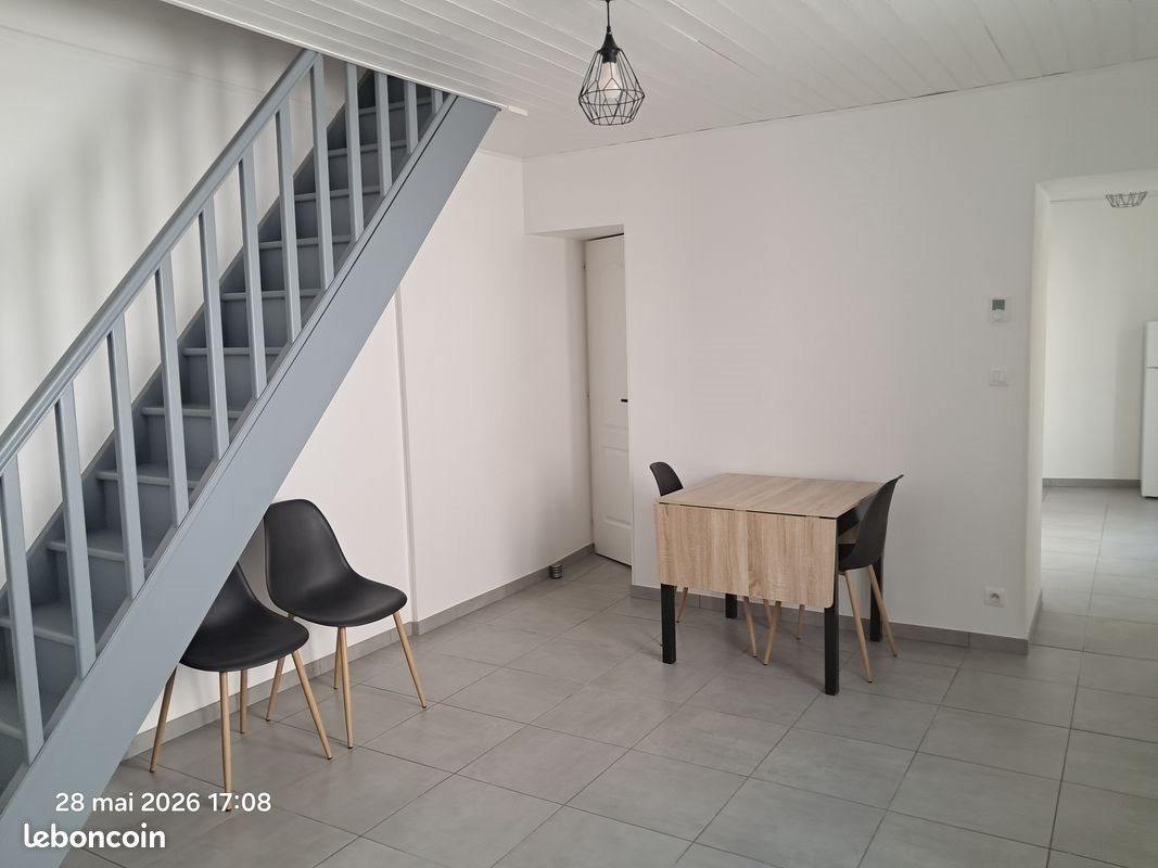 Maison à louer, 70m², Touvois