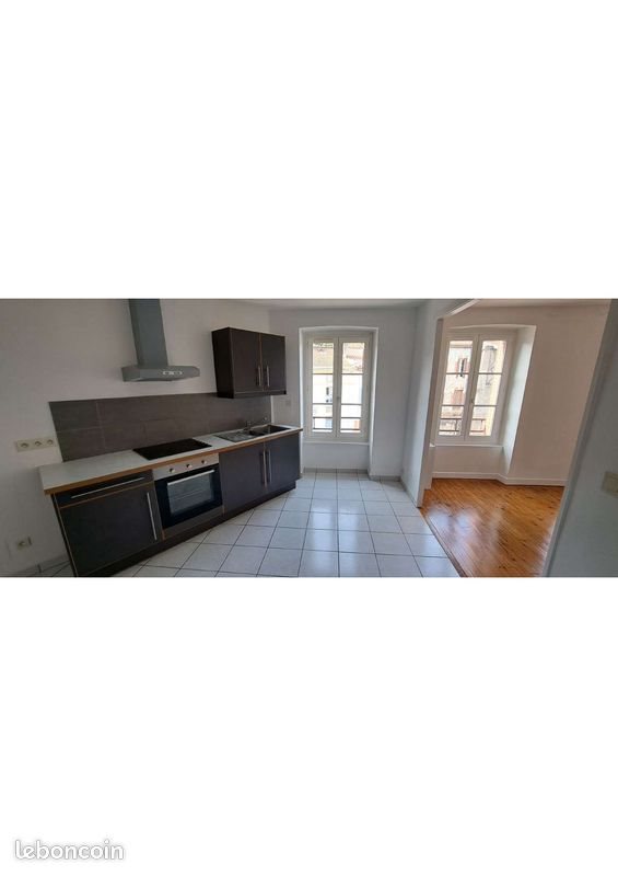 Appartement à louer, 48m², Châteldon