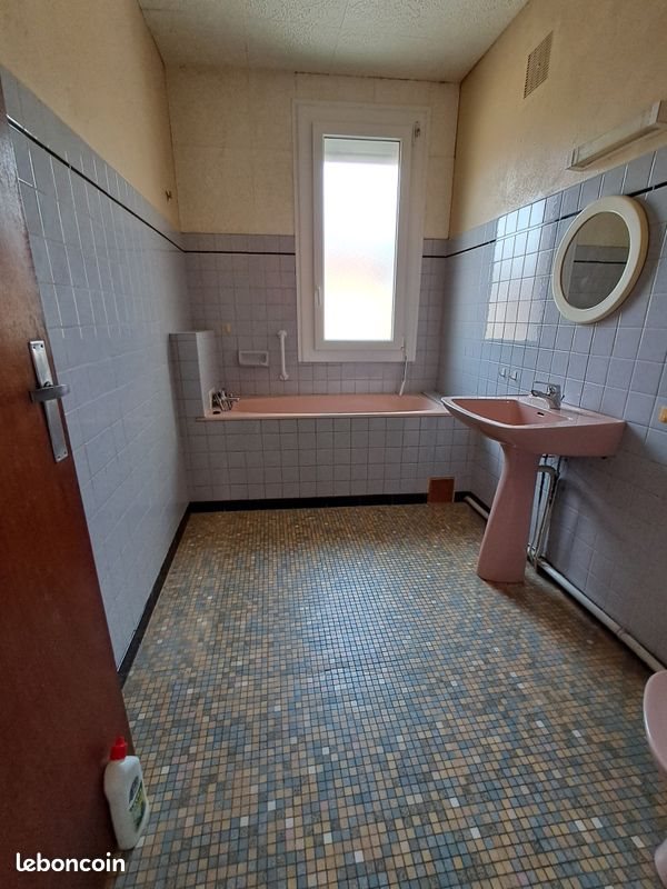 Maison à vendre, 190m², Marambat
