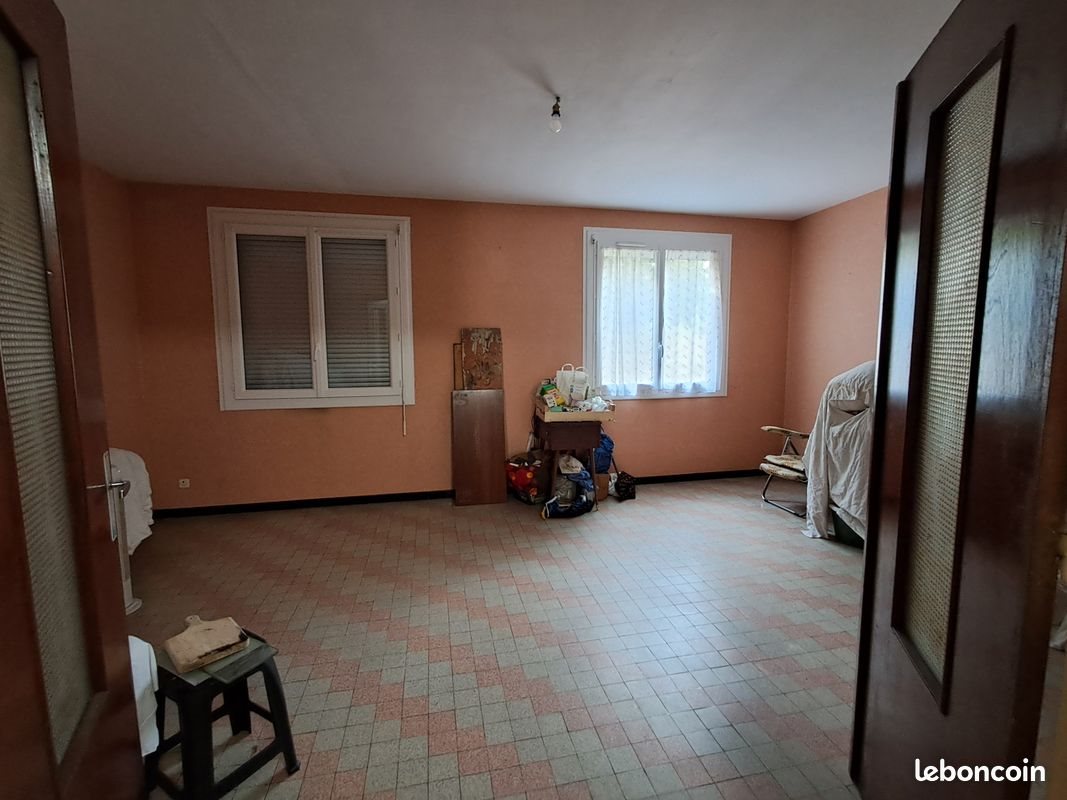 Maison à vendre, 190m², Marambat