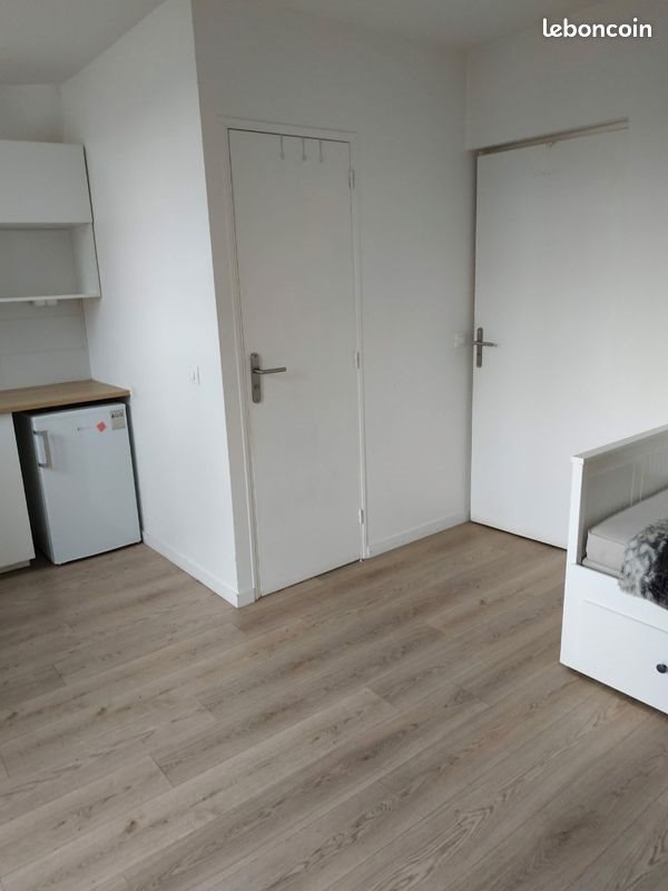 Appartement à louer, 20m², Courbevoie