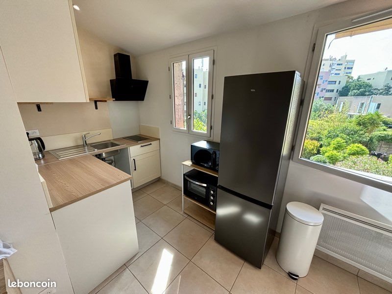 Appartement à louer, 29m², Hyères